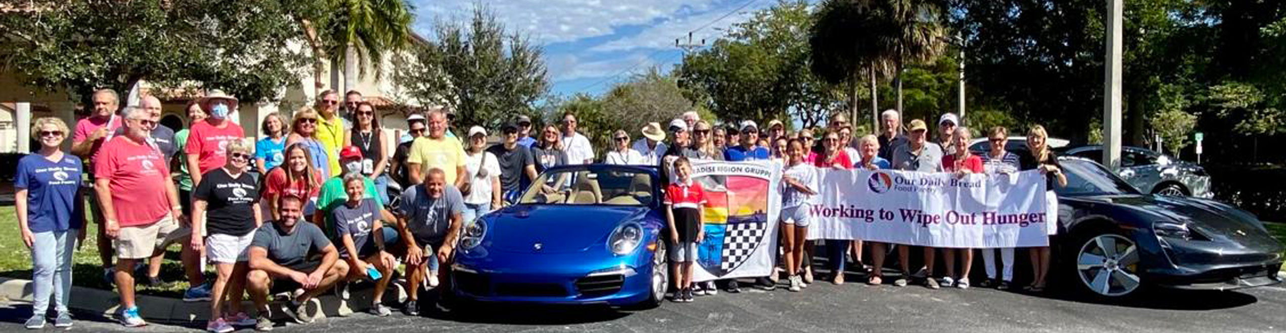 Porsche Naples and Paradise Region Gruppe Club receive Hunger Heroes of Distinction Award